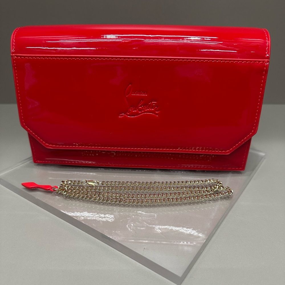 CHRISTIAN LOUBOUTIN SIGNATURE RED VINYL FAUX PATENT MAKEUP CLUTCH NWOT - Picture 8 of 15